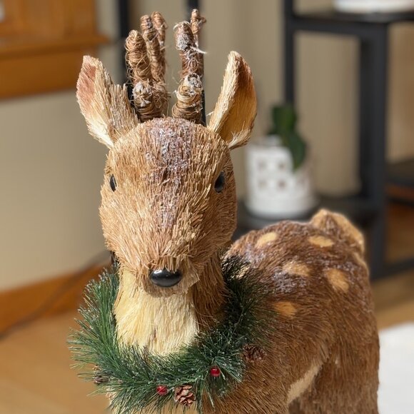 Pier 1 Imports Tall Bristle Straw Standing Deer Figurine Christmas Decoration - Picture 5 of 16
